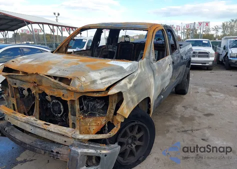 2016 Toyota Tundra Limited 5.7L V8 from USA, damaged, VIN 5TFBY5F17GX569914